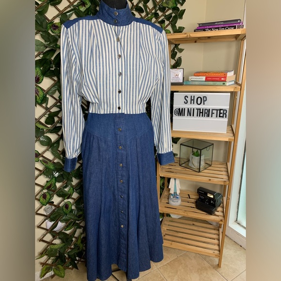 Croon - Picture 7 of 7